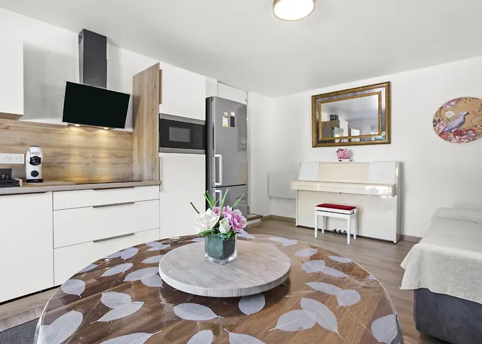 Coin De Paradis Peguiere