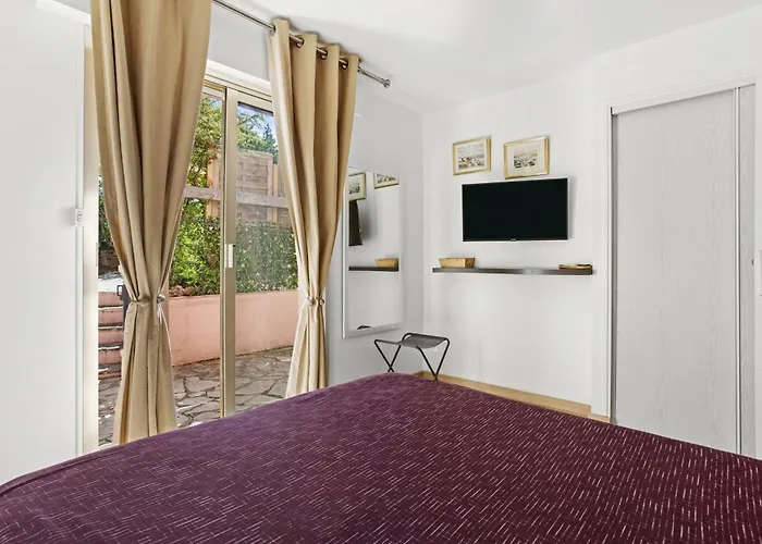 Coin De Paradis Peguiere *